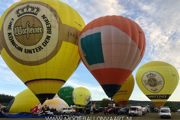 ballonvaren-boven-warstein-2019-12.jpg