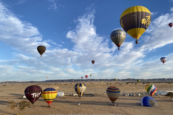 eerste-ballonvaart-saoedi-arabie-snap-luchtballon-6.jpeg