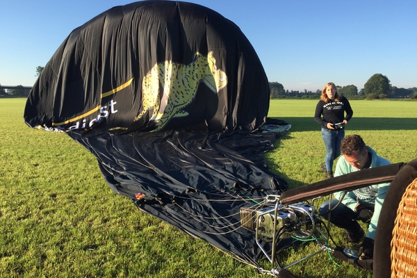 ballonvaart-koeriersdienstzwolle-laren-brumme (46).JPG
