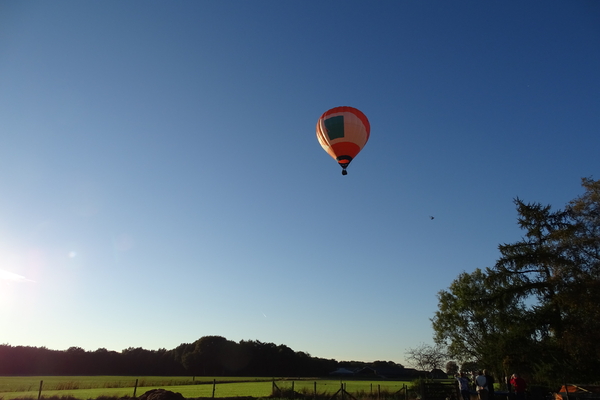 Ballonvaart Holten prijswinnaars de biester (7).JPG