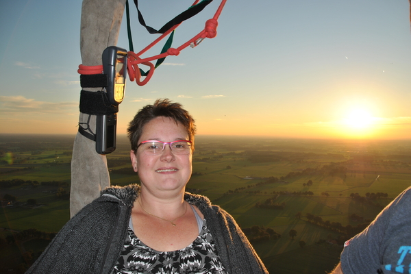 Ballonvaart Holten prijswinnaars de biester (12).JPG
