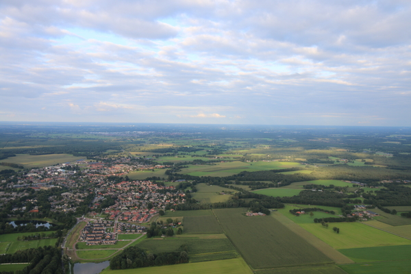 Luchtfoto Holten