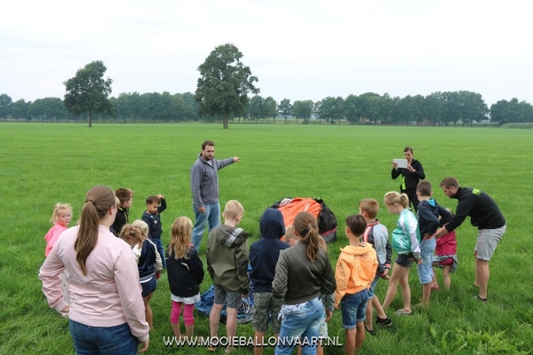 ballonvaart_bso_pindakaas_goenlo_22.JPG